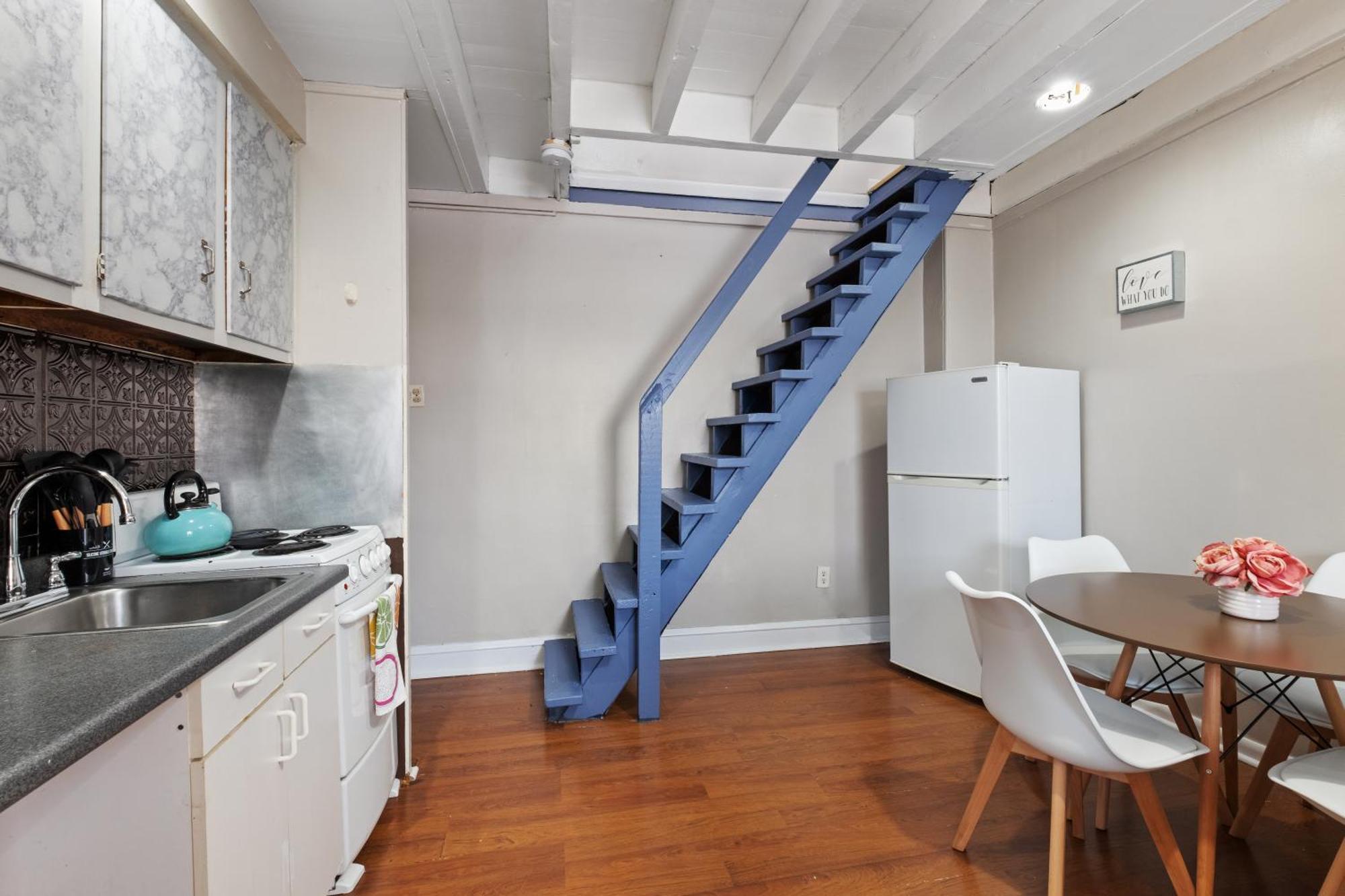 Modern Loft In Center * Philadelphia