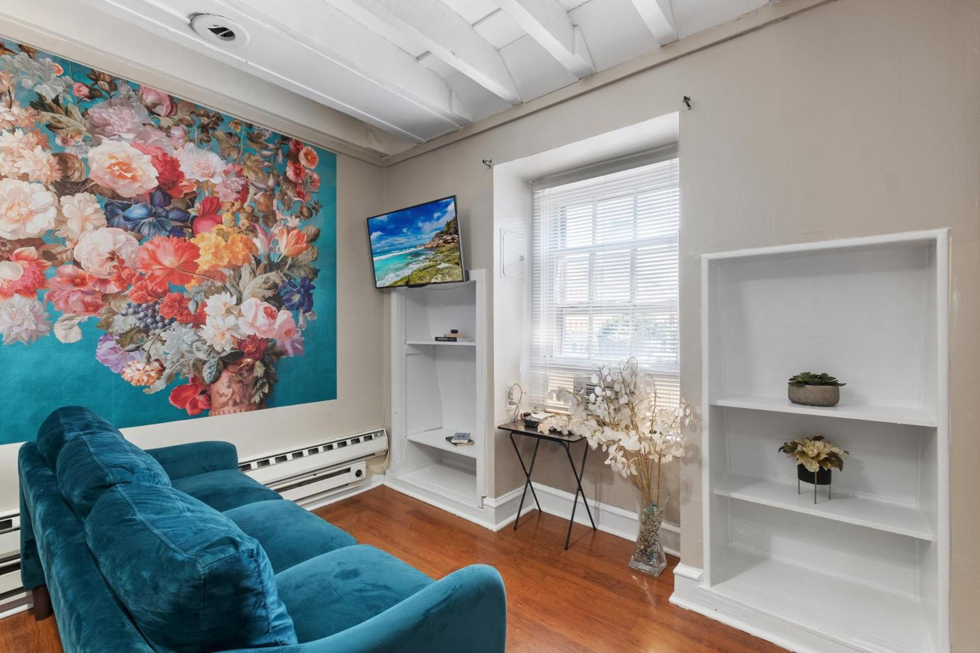Modern Loft In Center Apartment Philadelphia